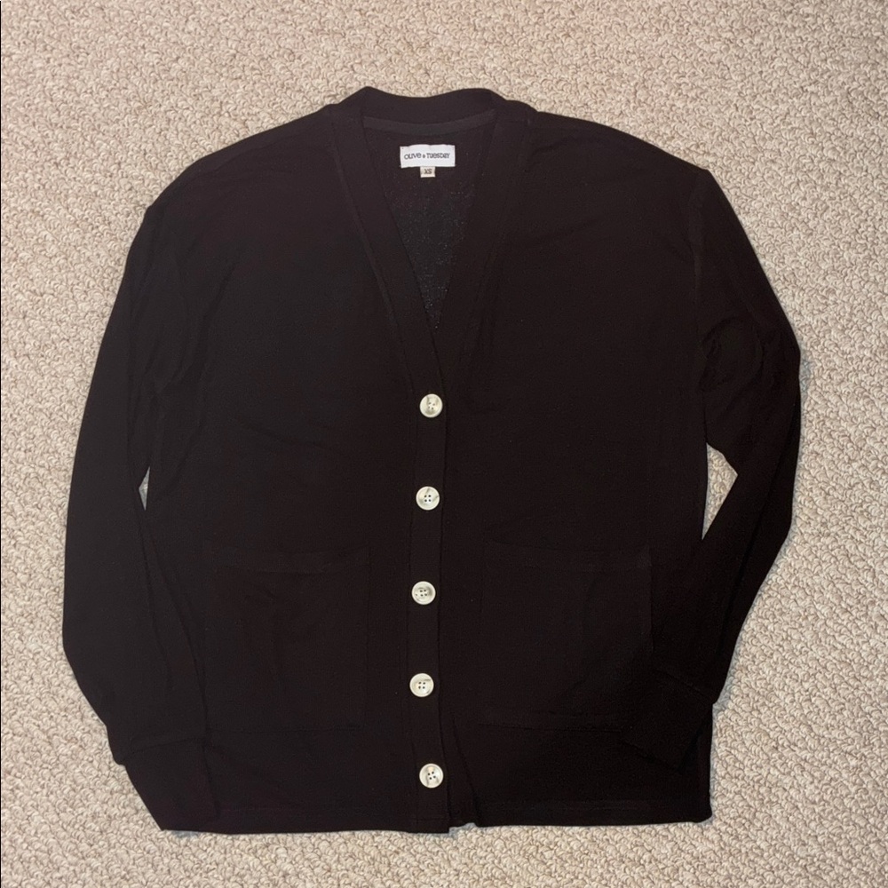 Olive & Tuesday Women’s Black Cardigan